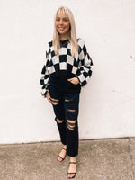 Trendy Checkered cropped sweater, black and white