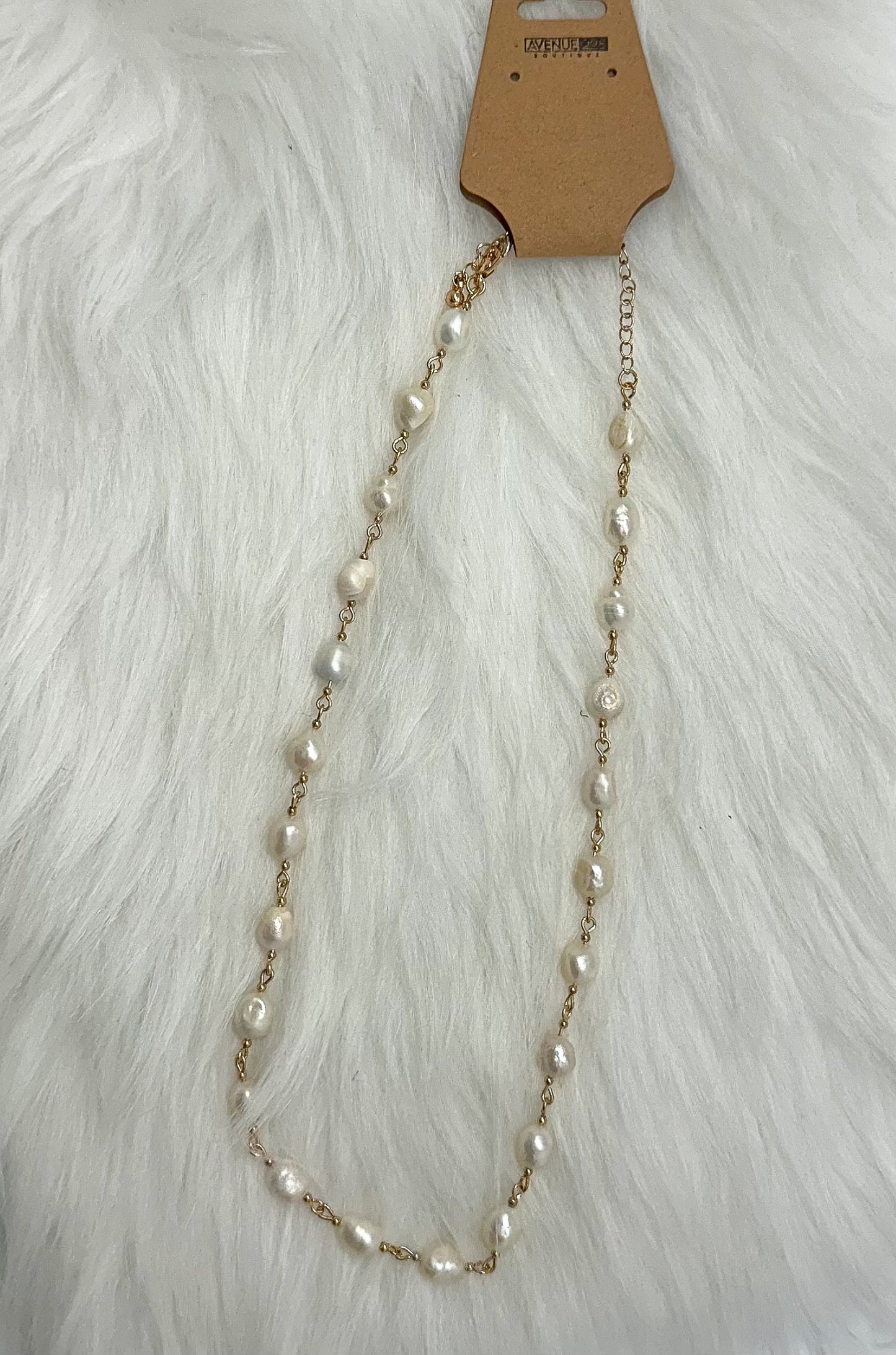 Pearl Beaded link necklace.