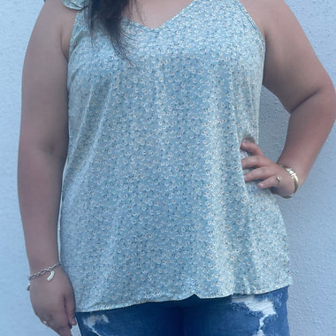 Floral plus size tank top